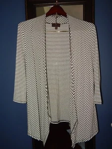 FENN WRIGHT MANSON – S Small – creme/schwarz gestreifter Swing-Cardigan vorne offen Oberteil - Bild 1 von 6