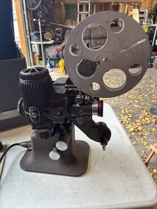Bell & Howell Filmo diplomat 173 Projector 16mm - Tested Read Description! - Picture 1 of 17