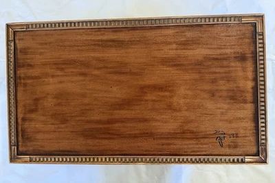 Mesa de centro Mersman Mid Century con incrustaciones de lápiz de caoba Foto 1 de 4