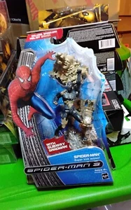 SPIDER-MAN MOVIE 3 SPIDER-MAN SUPER KICK ACTION WITH SUBWAY SANDMAN - Picture 1 of 9