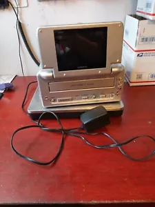 AudioVOX VBP2000 Portable VHS Player LCD Monitor - Picture 1 of 6