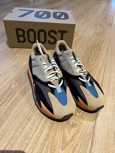 yeezy 700 ebay