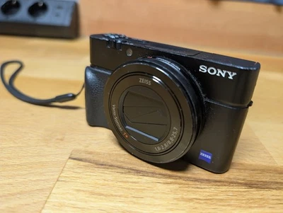 Sony Cyber-Shot DSC-RX100 III M3 Kamera Kompakt-Digitalkamera - Bild 1 von 4