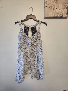 Camiseta sin mangas Maurices talla 2 blanca y negra con volantes de encaje - Imagen 1 de 3