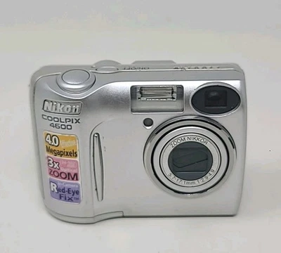 Nikon COOLPIX  4600 4.0MP Digital Camera - Silver - TESTED - Image 1 of 4