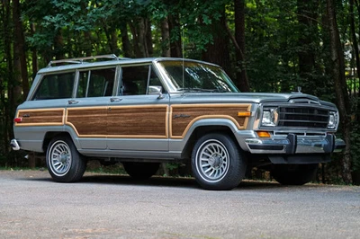1991 Jeep Wagoneer  - Image 1 of 4