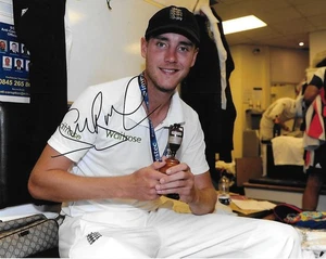 Stuart Broad England Cricket Legend handsigniertes signed Photo + COA - Bild 1 von 1