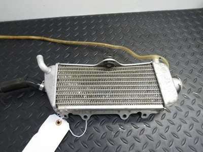 02 03 04 RADIADOR DERECHO YAMAHA YZ 125 YZ125 OEM FÁBRICA ¡¡SIN FUGAS BUENO!! 2003 Foto 1 de 4