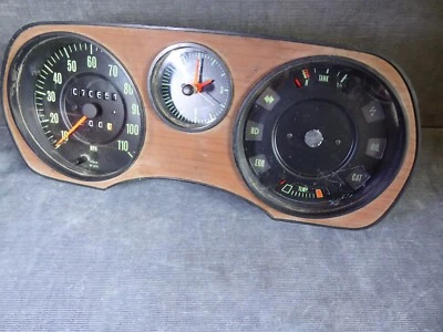 Audi Fox Dash Velocímetro Cluster Audio Años 70 Foto 1 de 4