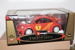 Burago Golden Collection scala 1/18 art. 3329 Volkswagen New Beetle Cup - Foto 1 di 1