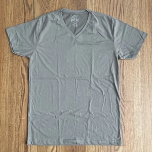 T-shirt maglietta uomo True Classic Premium Quality * scollo a V * BEIGE MILITARE MEDIO M - Foto 1 di 6