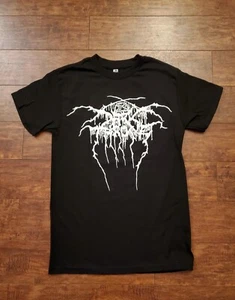 NUEVA CAMISETA DE TRONO OSCURO - Imagen 1 de 1