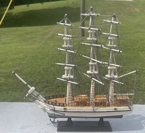 HERITAGE MINT TALL SHIPS THE CONSTITUTION - Picture 1 of 9
