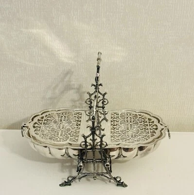 Antigua caja de galletas victoriana chapada en plata, Fenton Brothers siglo XIX Inglaterra Foto 1 de 4