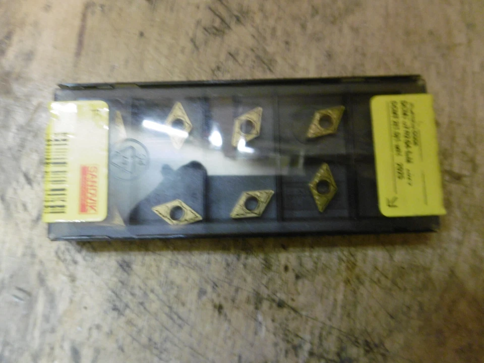 10 Sandvik DCMT 070204-MM 2025