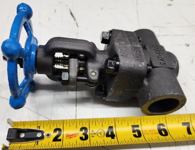 SMP 4371003440 3/4" Gate Valve #800 Socket Weld Frgd Carbon Steel w/ Hand Wheel - Image 1 of 3