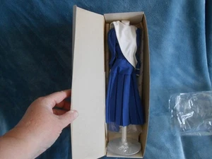 DANBURY MINT ~ Princess Diana Outfit ~ MINT! ~ Blue and White Shirtwaist ~ Nice! - Picture 1 of 5