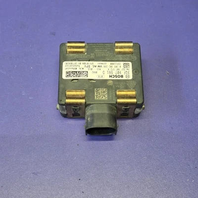 Volkswagen/Skoda/Audi CAPTEUR DE RADAR DE DISTANCE 3QF907561D - Image 1 of 4