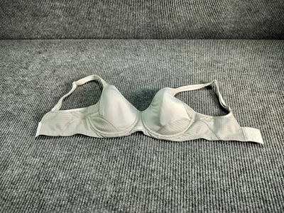 Berlei Woman Sports Bra Gray 36DD/E Underwire Lightly Padded Athletic Workout - Image 1 of 4