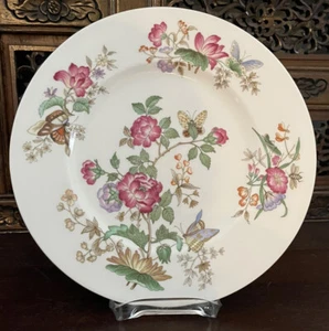 Wedgwood Bone China Charnwood Dinner Plate, 10 3/4" Diameter Perfect Condition - Picture 1 of 3
