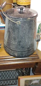 Large Enamelware Speckled Gray Cowboy Coffee Pot - Picture 1 of 7