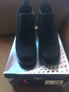 LN - Womens Newport News Black Suede Chunky Square Toe Shoes - Zip - Sz 6.5 - Picture 1 of 11