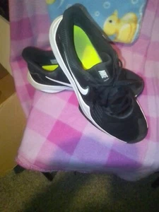 Nike Precision V 5 Zapatos de Baloncesto Tenis Talla 11 Negro/Blanco CW3403-003 - Imagen 1 de 5