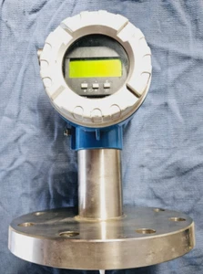Varec 7200 Series Radar Tank Gauge N7240-A5V1APJAA41 - Picture 1 of 8