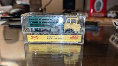 Camión de estacas Aurora #1363 Mack escala HO coche de ranura con ob Foto 1 de 4