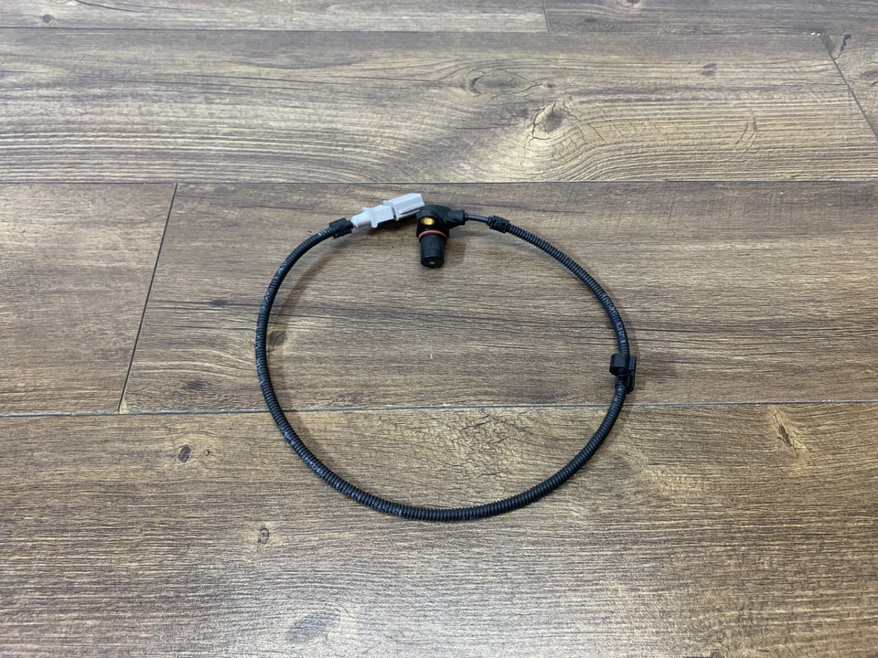 2000-2006 Audi A4 1.8L Engine Crankshaft Position Sensor 071-957-147 OEM NEW - Image 1 of 4