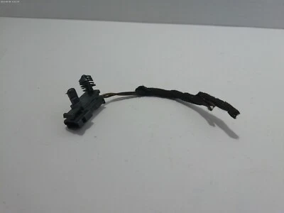 11 12 13 14 2011 2012 2013 2014 Chevrolet Volt tapón alerón 2 cables K5285 Foto 1 de 3