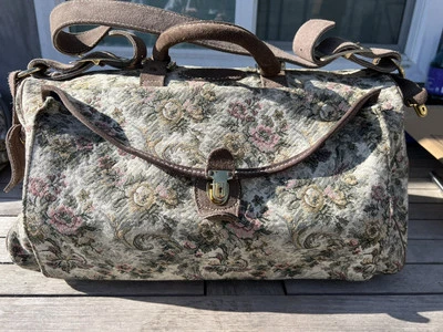 RARE! VINTAGE FRENCH LUGGAGE CO "GRAY ROSE" SUEDE & TAPESTRY DUFFLE CARRY ON BAG - Image 1 of 4