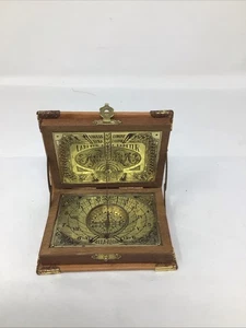 Vintage Replica Of 18th Century Pocket Sundial/Compass - Picture 1 of 3