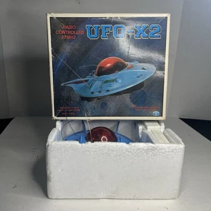 Radio UFO X2 vintage a pilas en caja original funcionando probado leer - Imagen 1 de 22