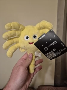 Phunny Alien Kidrobot Face Hugger Yellow Plush Stuffed Toy 8" NECA Loot Crate - Picture 1 of 6