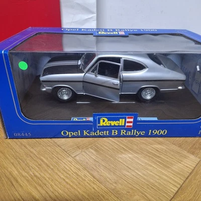 OPEL KADETT B RALLY 1900 MARCA REVELL 1/18 - Immagine 1 di 4