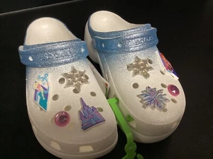 Disney Parks 2023 Christmas Frozen Elsa Anna Clogs Crocs Size W 10 New - Picture 1 of 7