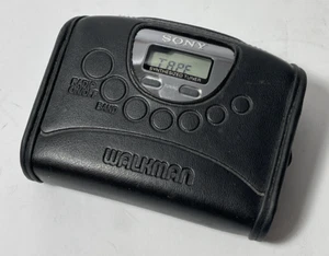 Sony Walkman WM-FX251 FM/AM Radio Cassette Player mit Softcase getestet funktioniert - Bild 1 von 9
