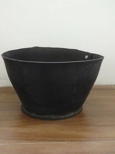 Esschert Design Gummikorb Ø43 cm Pflanzkübel Dekokorb aus recyceltem Material - Picture 1 of 9