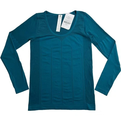 Nuevo con etiquetas Prenda para el torso Fabletics Delta Sin costuras Manga Larga Para Mujer Mediana Azul Báltico Pullover Foto 1 de 4