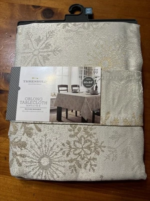 Threshold Oblong Tablecloth 60x84 Seats 6-8  - Image 1 of 2