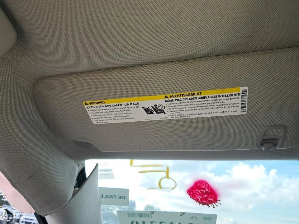 Cadillac SRX 2015 conductor parasol izquierdo usado SUV de 4 puertas negro OEM 268-02317L Foto 1 de 4