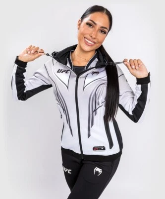 UFC Venum Authentic Fight Night 2.0 Kit de Venum Sudadera con Capucha Walkout para Mujer - Blanca Foto 1 de 4