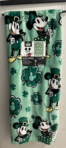 NWT Disney Mickey & Minnie Mouse St Patrick’s Day Green Shamrocks Plush Blanket - Picture 1 of 5