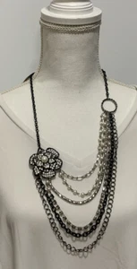 Disfraz de estrás perla sintética perla negro plateado de 24"" con collar multihebras negro plateado - Imagen 1 de 2