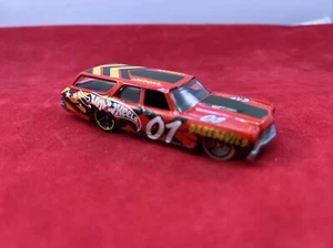Hot Wheels '70 Chevy Chevelle SS Wagon Red-Loose - Picture 1 of 2