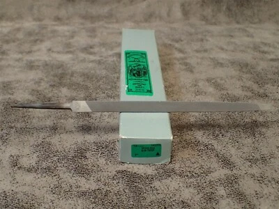 (1) Vintage 14255 NICHOLSON 7" Single Cut Slim Taper File Triangular Shape *USA* - Image 1 of 4