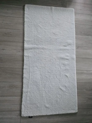 Hochwertiger Badteppich Square von RHOMTUFT 80x160cm rutschfest für Fußbodenheiz - Bild 1 von 4