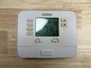 Top Tech TT-P-705 einstufiges programmierbares digitales Thermostat Batterie Hardwire - Bild 1 von 4
