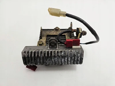 Supporto regolatore di tensione Honda GoldWing GL 1500 36200-MN5-0050 - Immagine 1 di 4